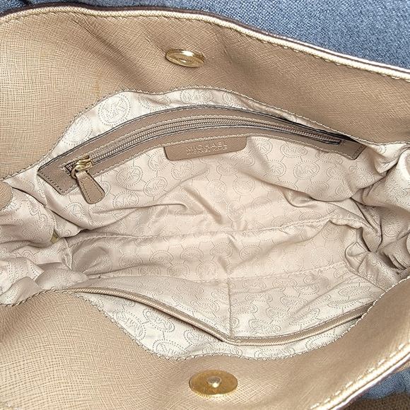 ♡AUTHENTIC ♡MICHAEL Kors Hamilton ♡Khaki ♡Saffiano Leather ♡Gold-Tone Lock Charm - Picture 8 of 11